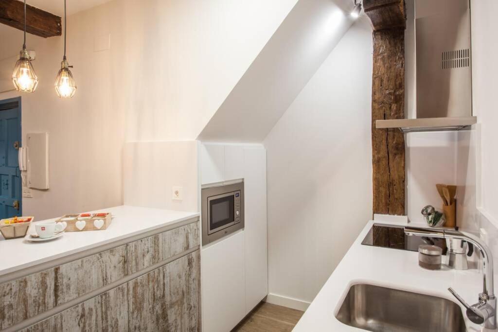 Bonito Apartamento, Nuevo Y En El Casco Viejo!!! Appartement Bilbao Buitenkant foto