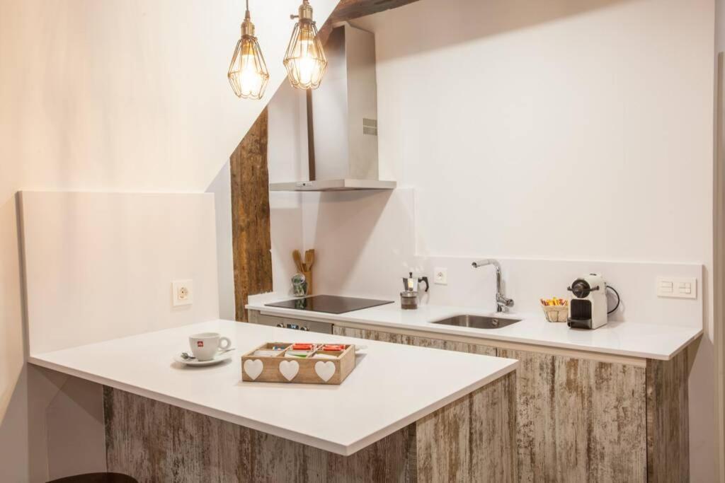 Bonito Apartamento, Nuevo Y En El Casco Viejo!!! Appartement Bilbao Buitenkant foto
