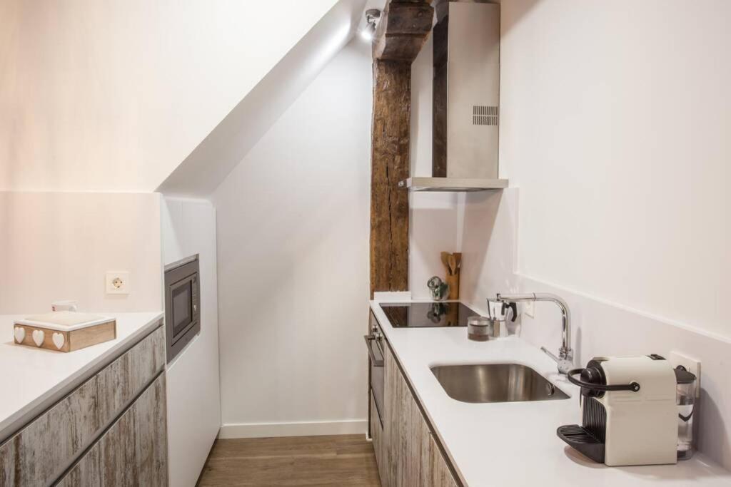 Bonito Apartamento, Nuevo Y En El Casco Viejo!!! Appartement Bilbao Buitenkant foto